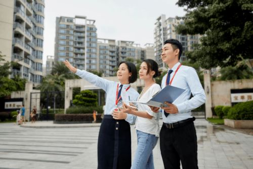 與文化同行 我為何從“賴校”青年蛻變?yōu)槁殬I(yè)經(jīng)紀(jì)人？